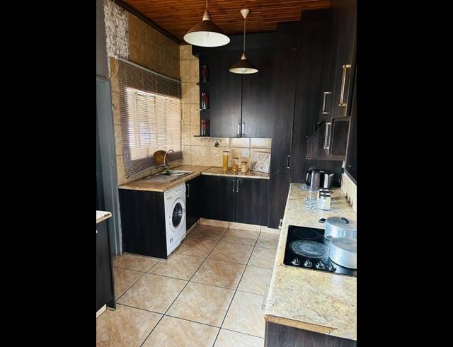 3 BEDROOM HOUSE FOR SALE IN VANDERBIJLPARK CE 1